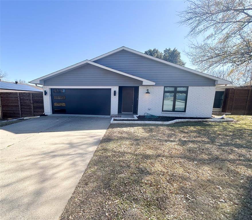 3016 Oakridge Drive, Bedford, TX 76021