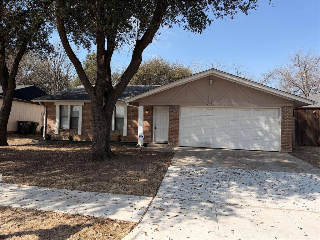 3402 Green Hill Drive, Arlington, TX 76014