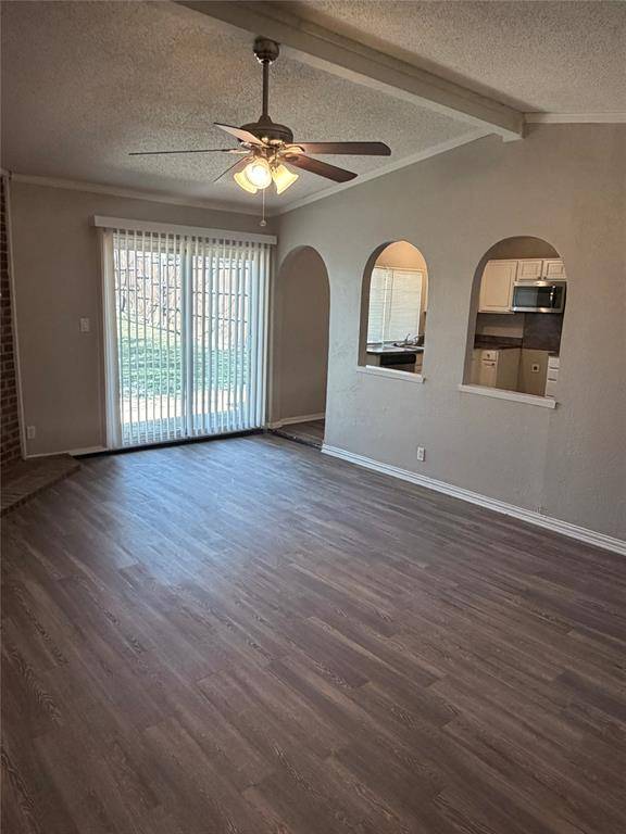 3402 Green Hill Drive, Arlington, TX 76014