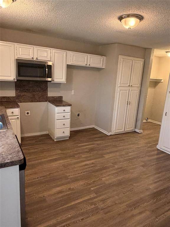 3402 Green Hill Drive, Arlington, TX 76014