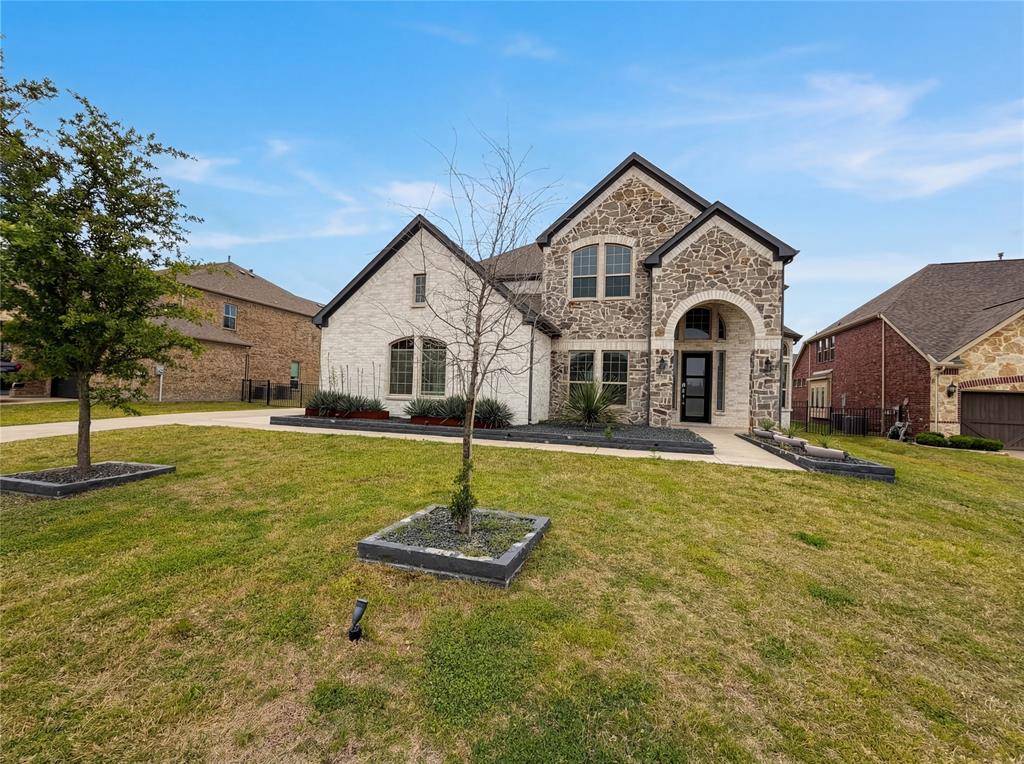 2357 Ambassador Court, Heath, TX 75126