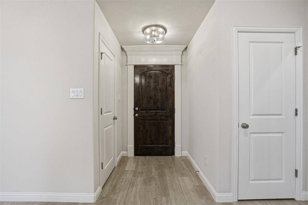 11716 Baycat Court, Godley, TX 76044