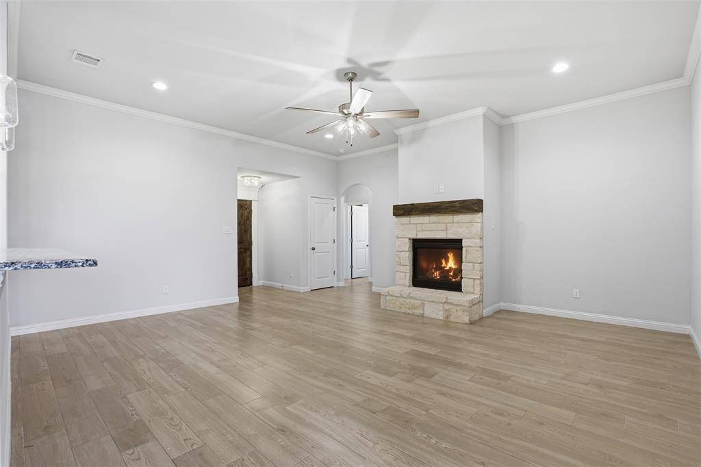 11716 Baycat Court, Godley, TX 76044