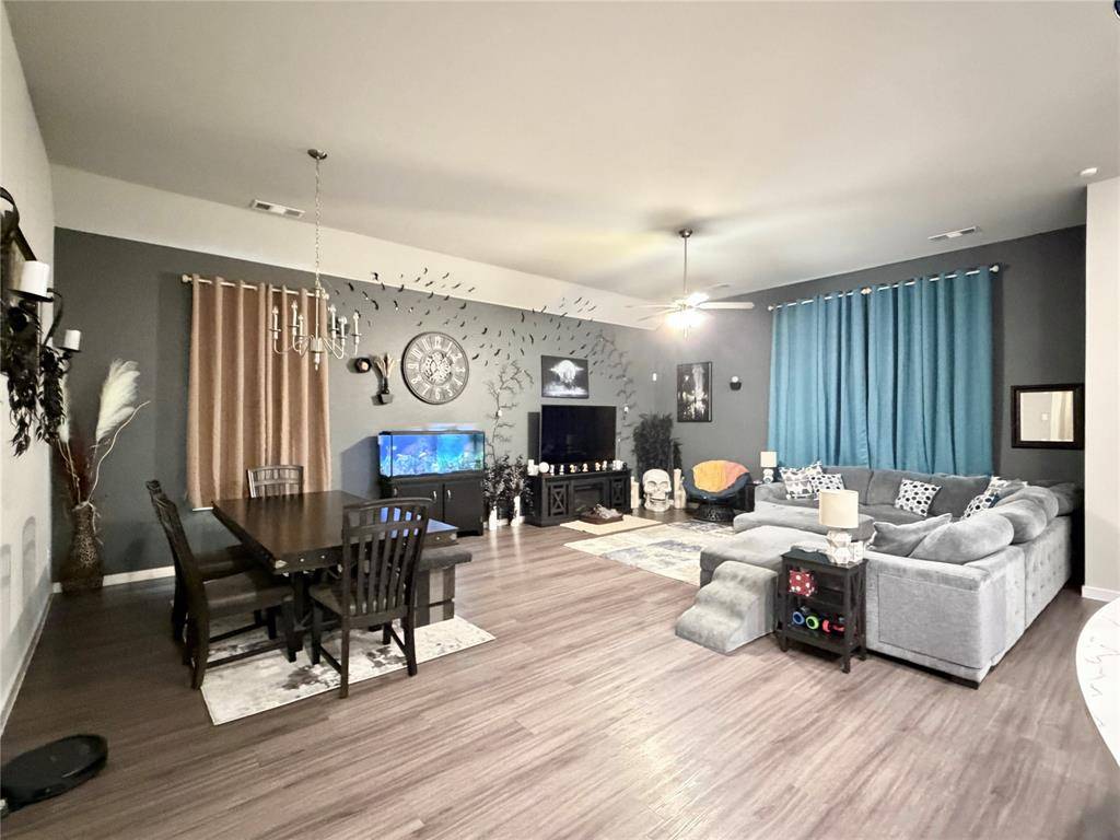 1593 Kessler Drive, Forney, TX 75126