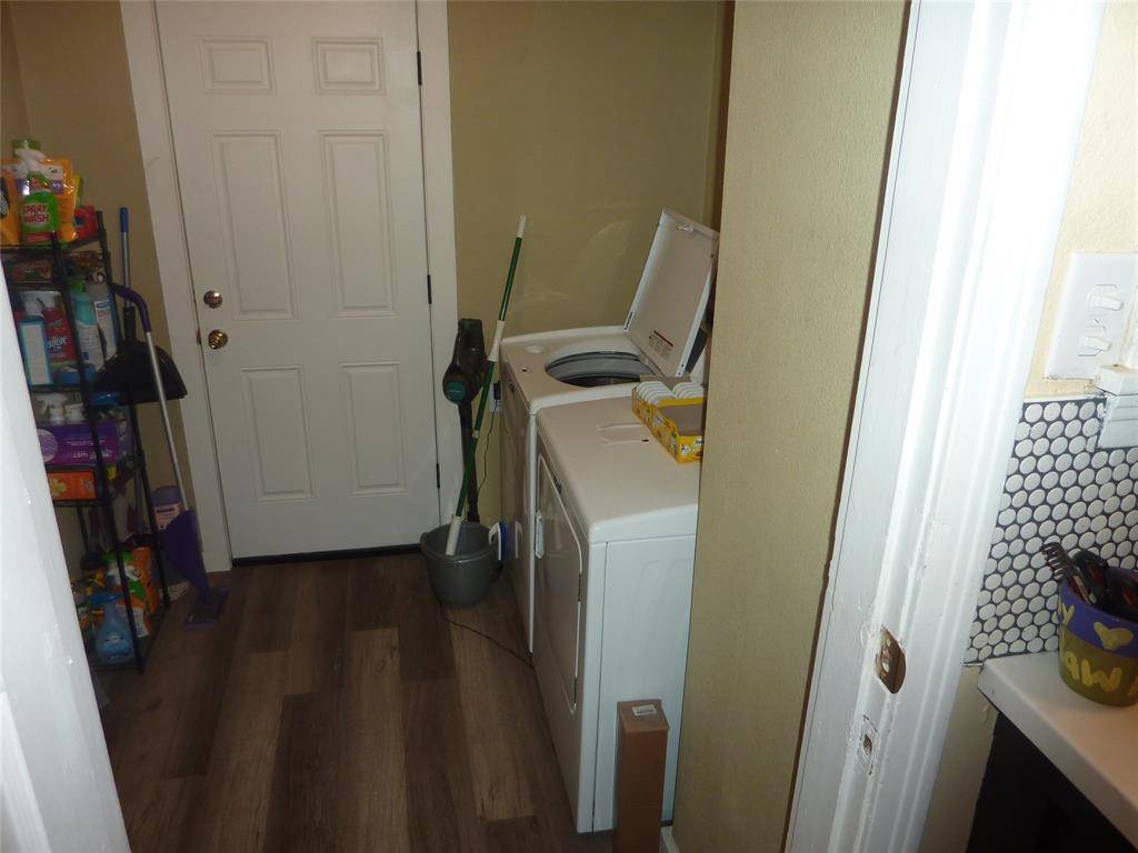 116 W Cayuga Drive, Athens, TX 75751