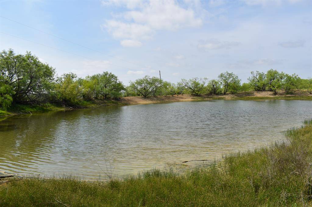 3408 CR 312, Voss, TX 76888