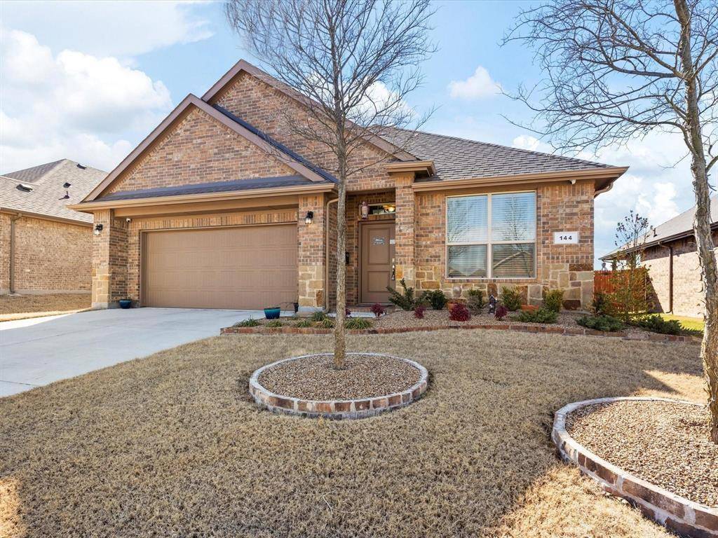 144 Wagon Mound Drive, Waxahachie, TX 75167