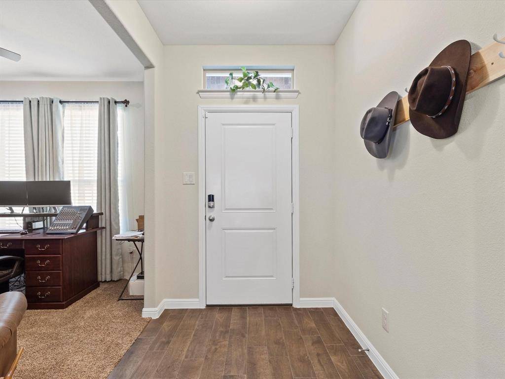 144 Wagon Mound Drive, Waxahachie, TX 75167