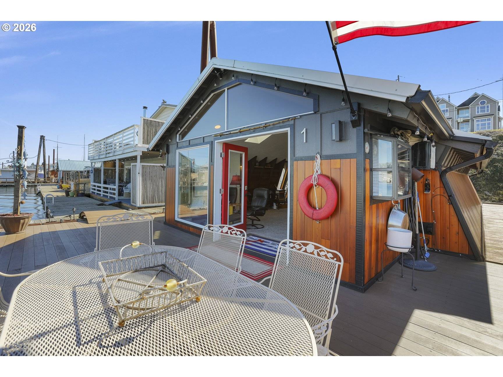 535 NE Bridgeton RD #1, Portland, OR 97217