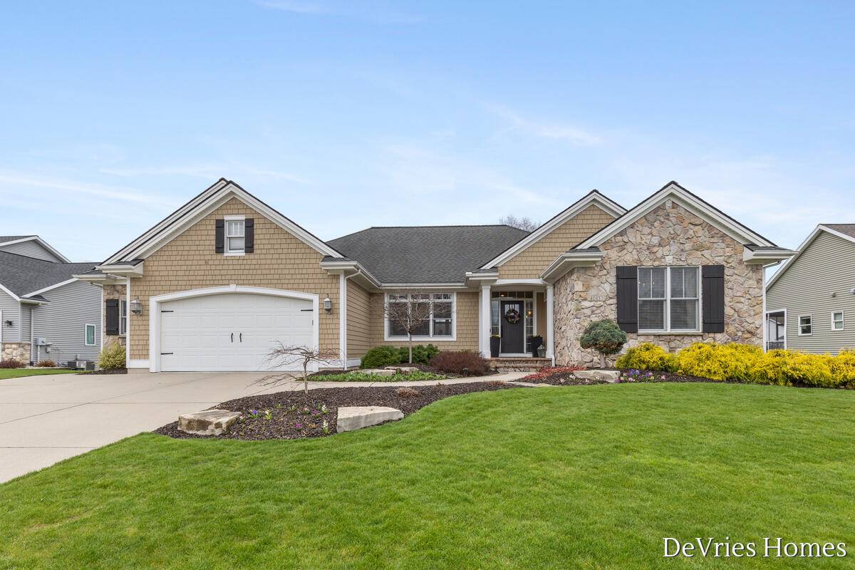 4045 Antigo CT SW, Grandville City, MI 49418