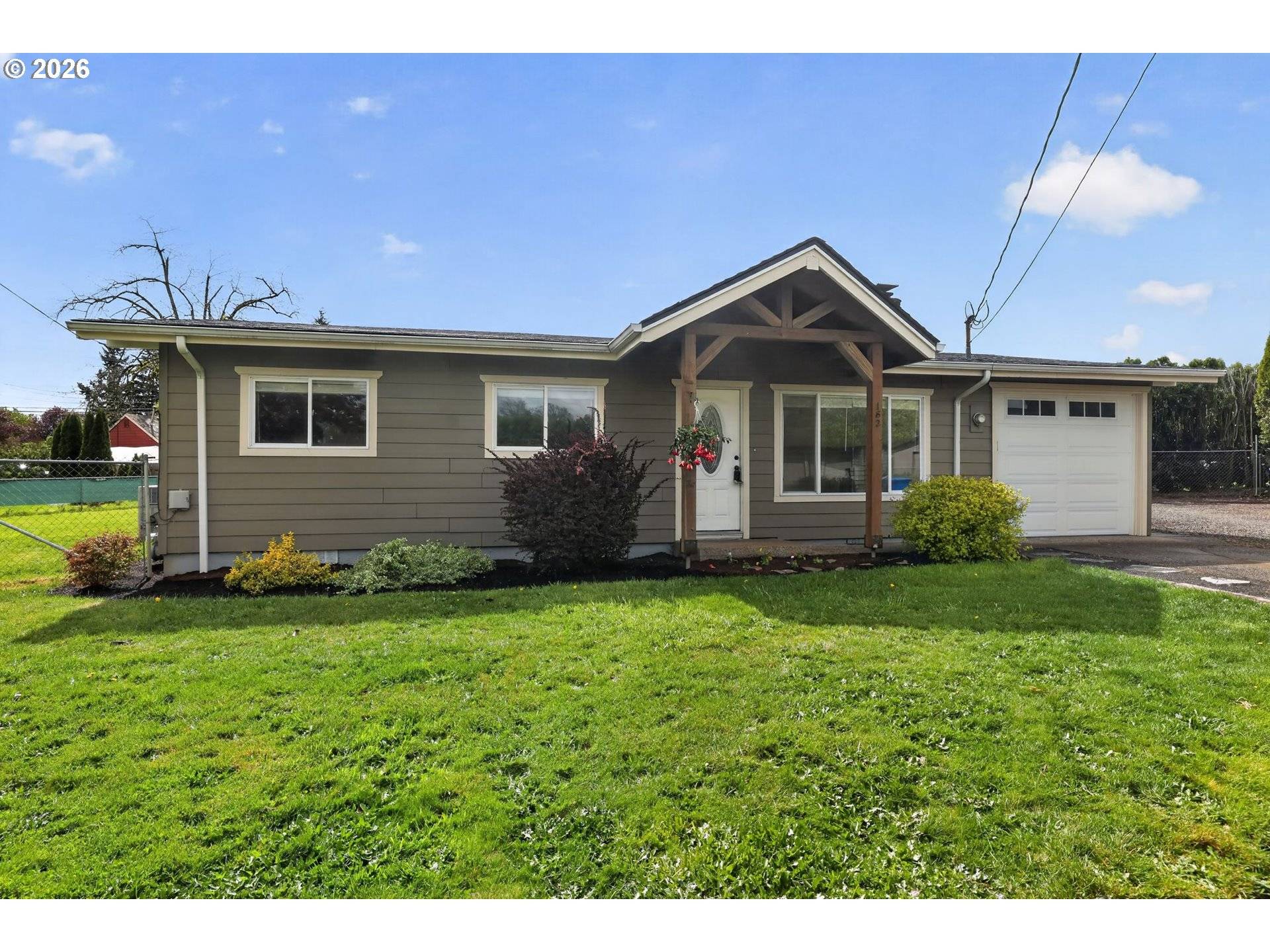 182 ELMAR DR, Oregon City, OR 97045