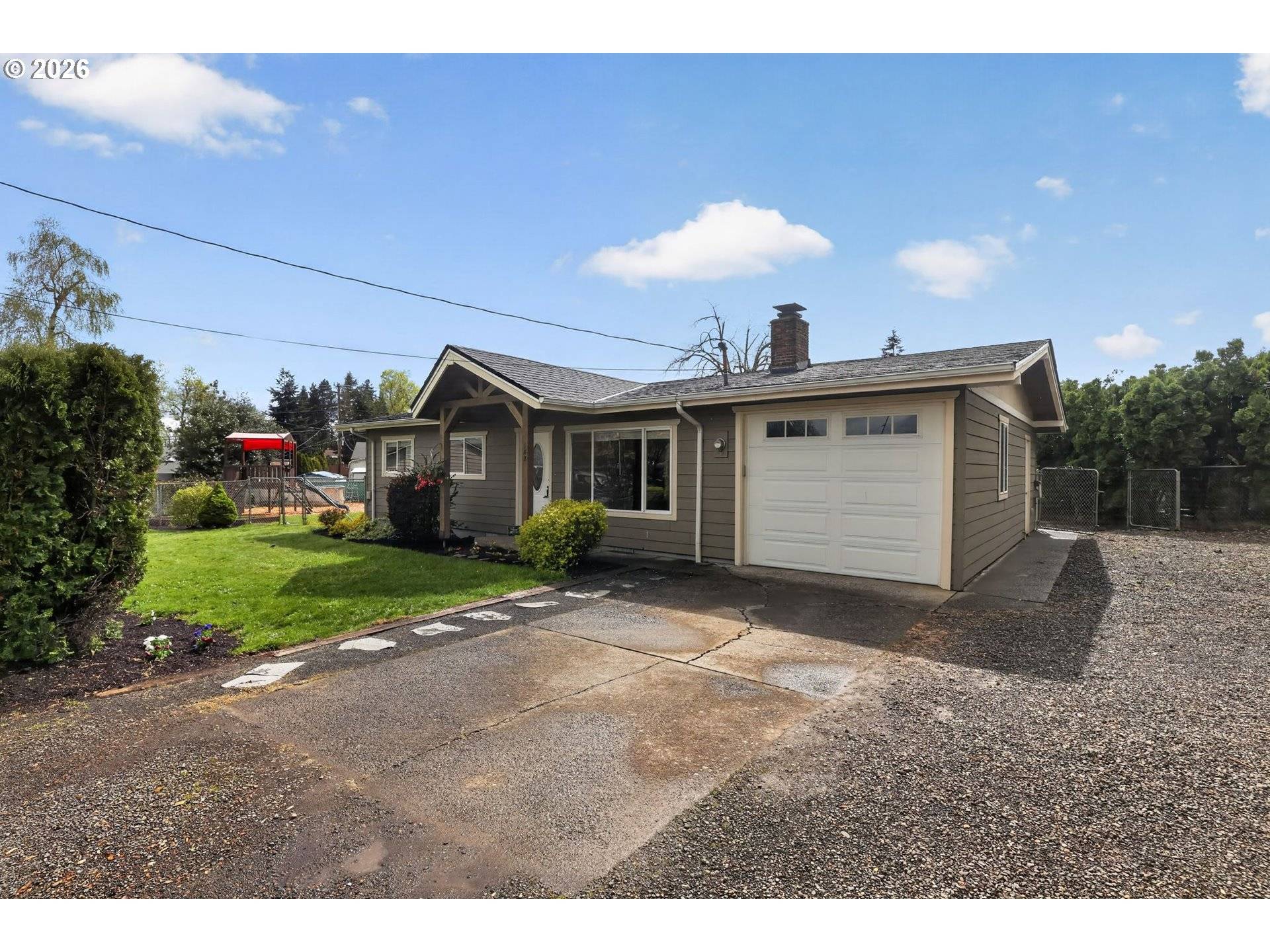 182 ELMAR DR, Oregon City, OR 97045