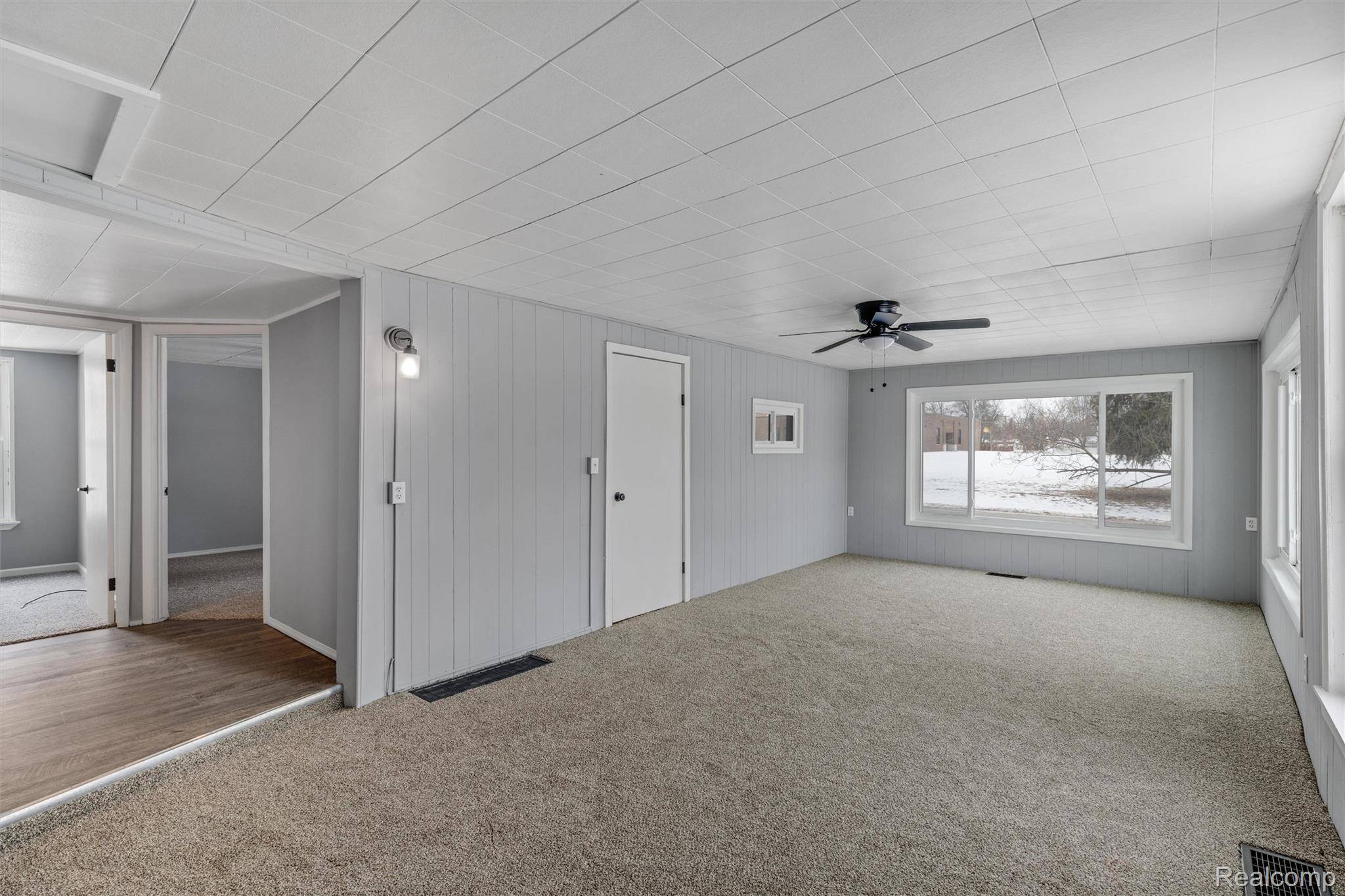 209 W Aldrich ST W, Capac Village, MI 48014