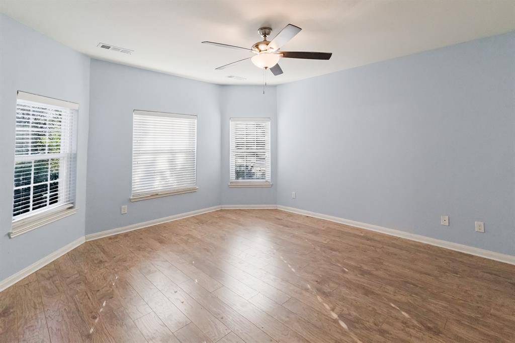 12637 Forest Lawn Road, Rhome, TX 76078