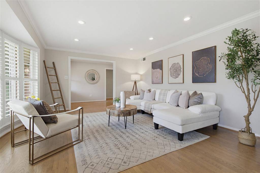 6908 Town Bluff Drive, Dallas, TX 75248