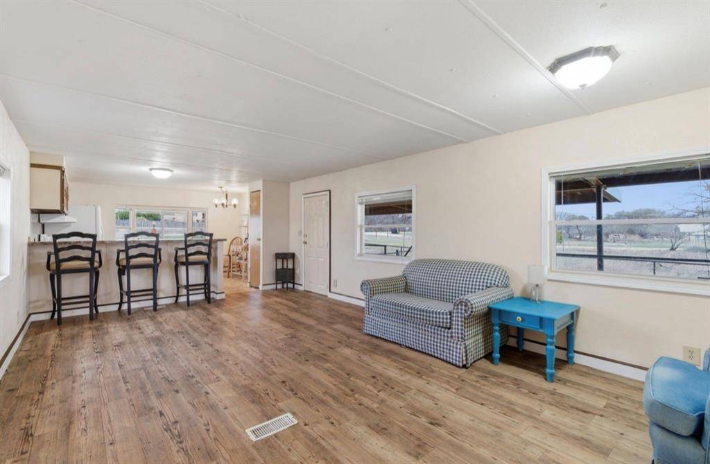 504 Water District Road 214, Breckenridge, TX 76424