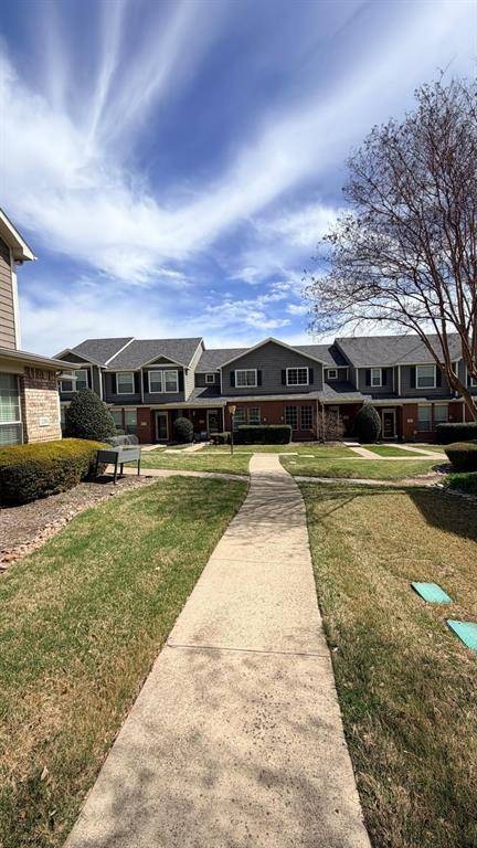 2205 Stoneleigh Place, Mckinney, TX 75071