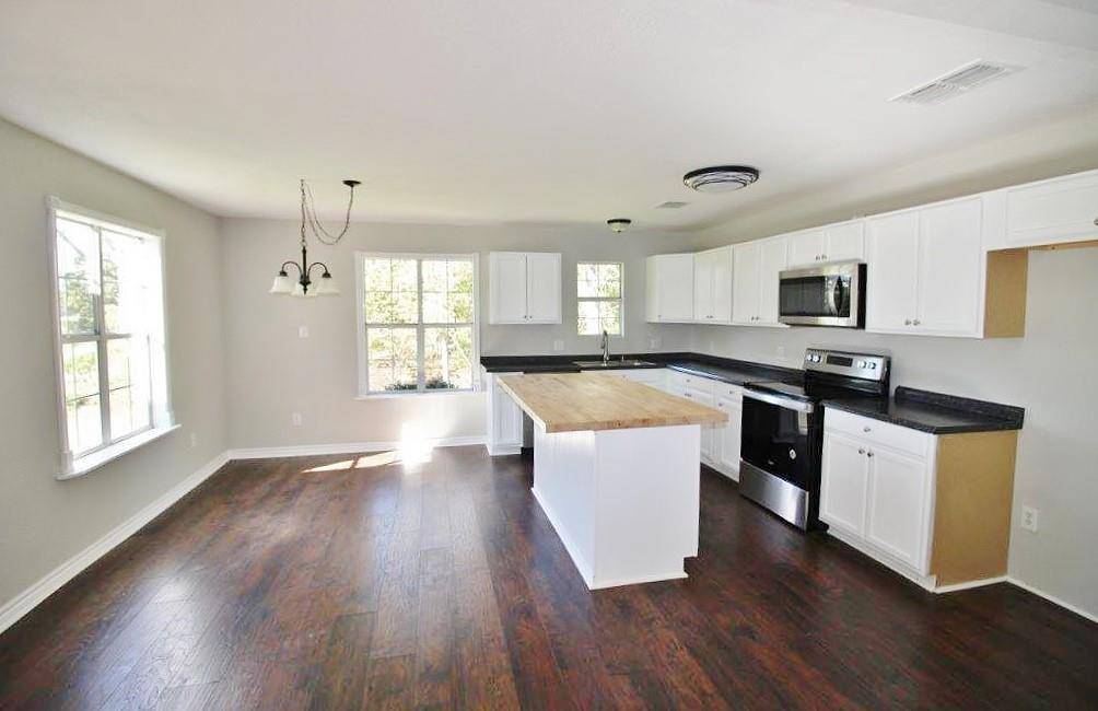 11065 County Road 3513, Brownsboro, TX 75756