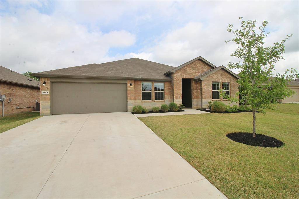 1449 Bennett Drive, Burleson, TX 76028