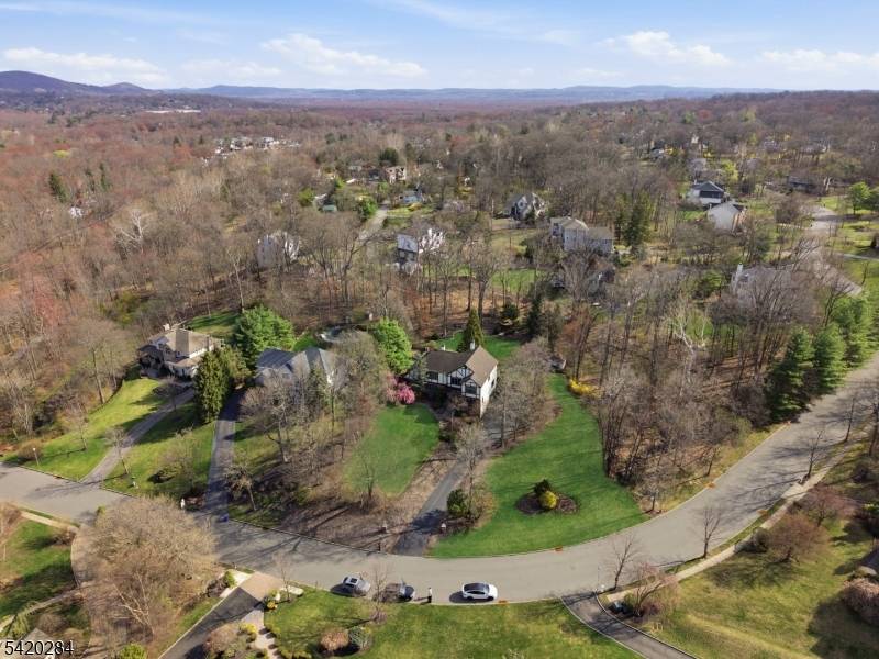 15 Turner Ln, Montville Twp., NJ 07082