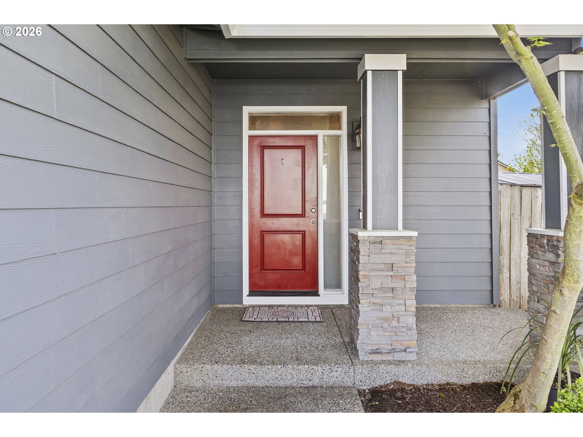 2538 BAINES BLVD, Hubbard, OR 97032