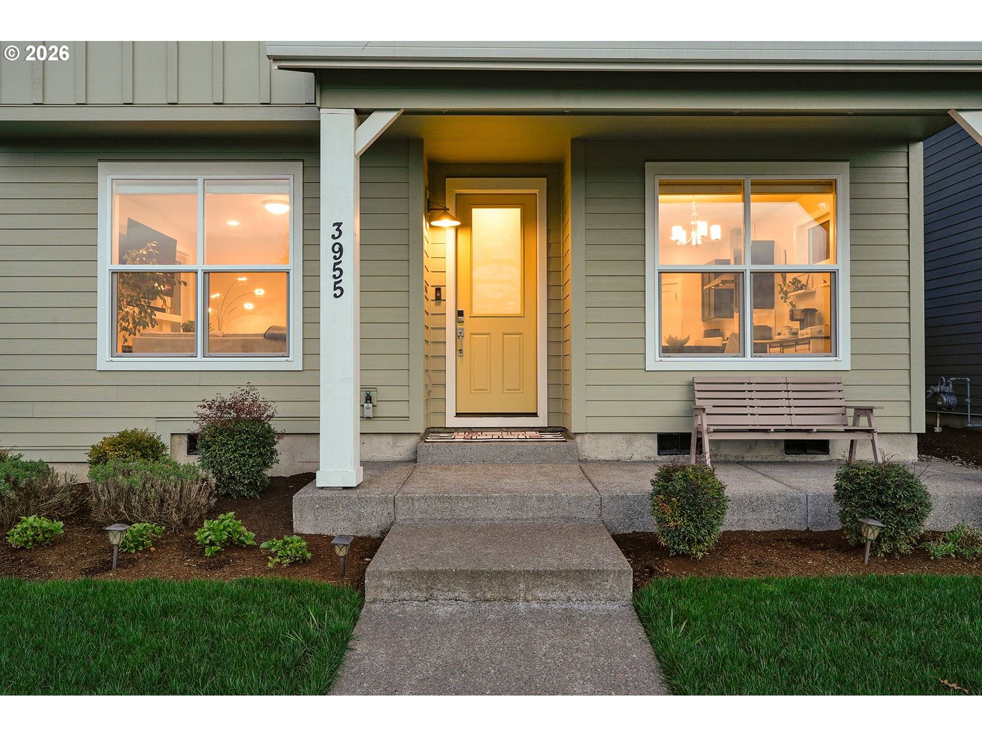 3955 SE LOSTINE LN, Hillsboro, OR 97123