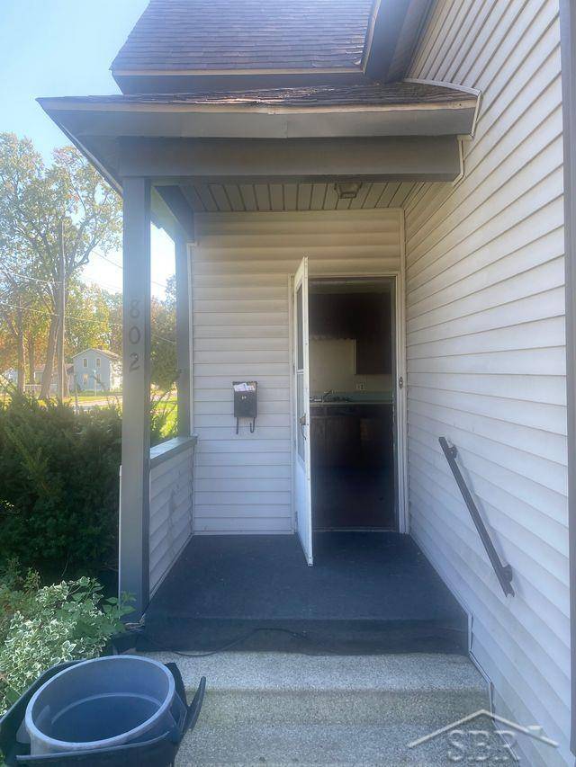 802 S Woodbridge ST, Saginaw, MI 48602