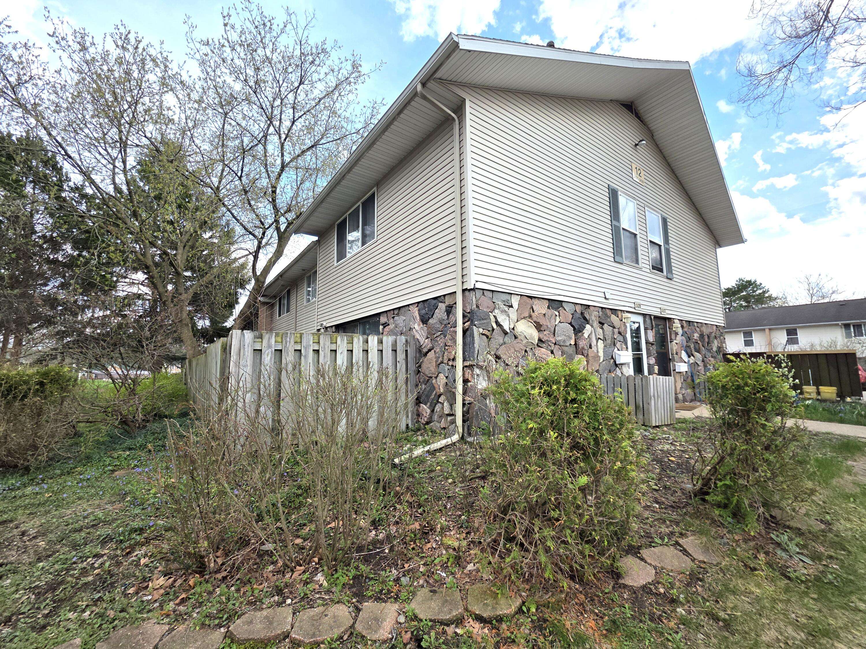 3439 Kenbrooke CT, Kalamazoo City, MI 49006