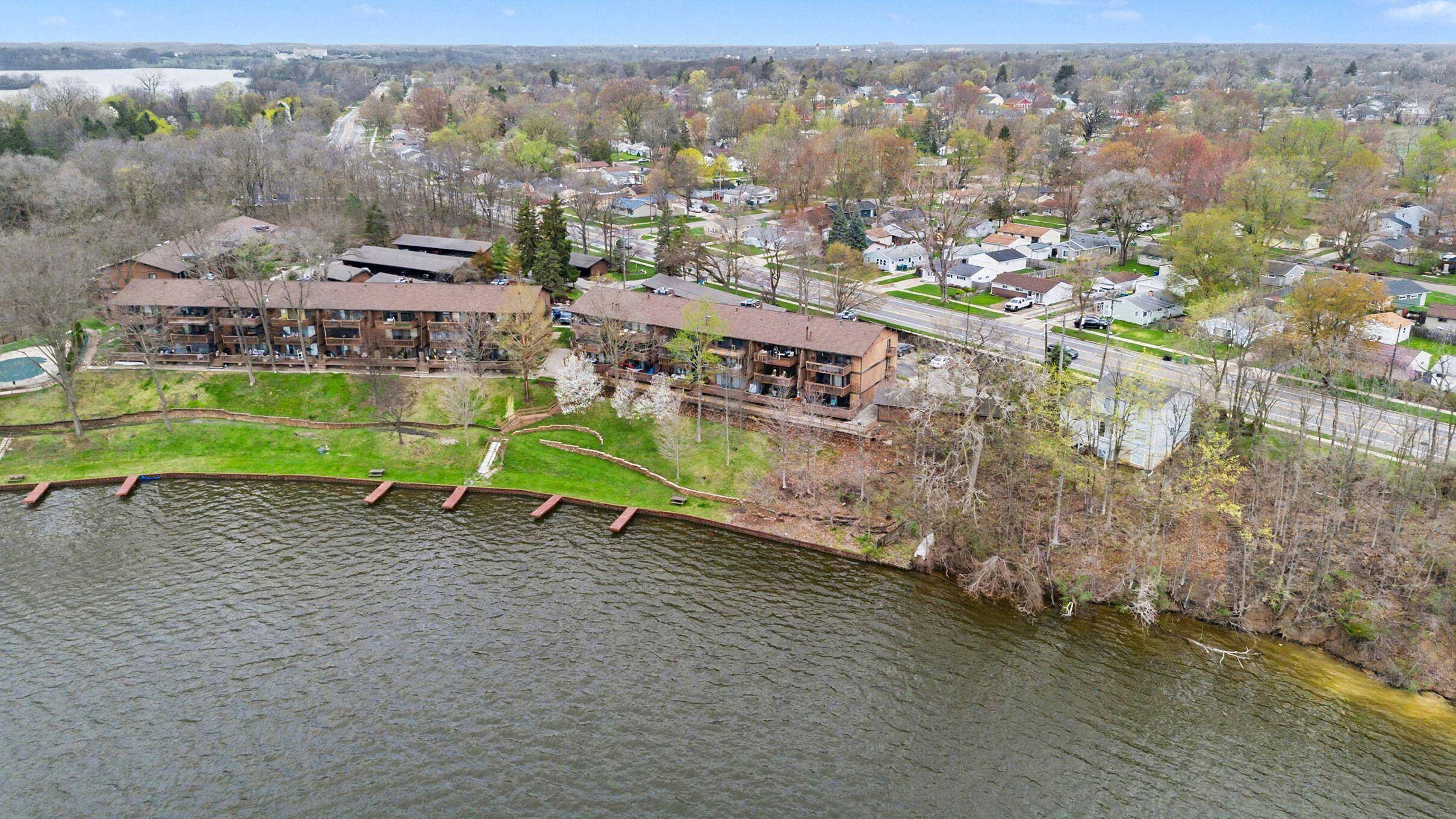 1744 Grove RD #A-202, Ypsilanti Twp, MI 48198