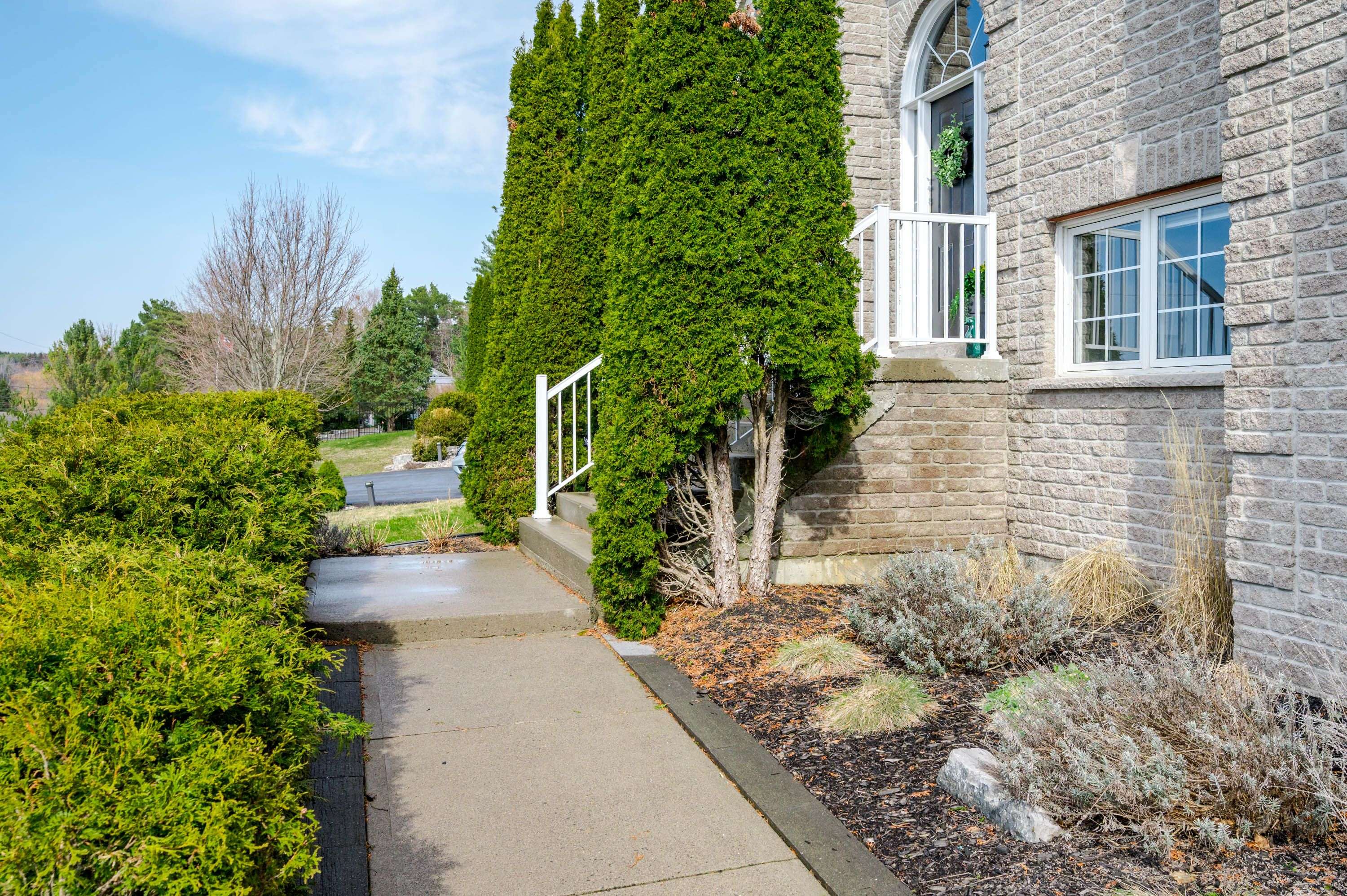 47 Meadowland DR, Hamilton Township, ON K0K 1C0