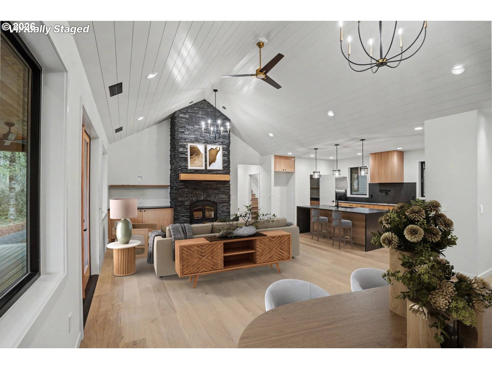 19850 WINTERS HILL RD, Silverton, OR 97381