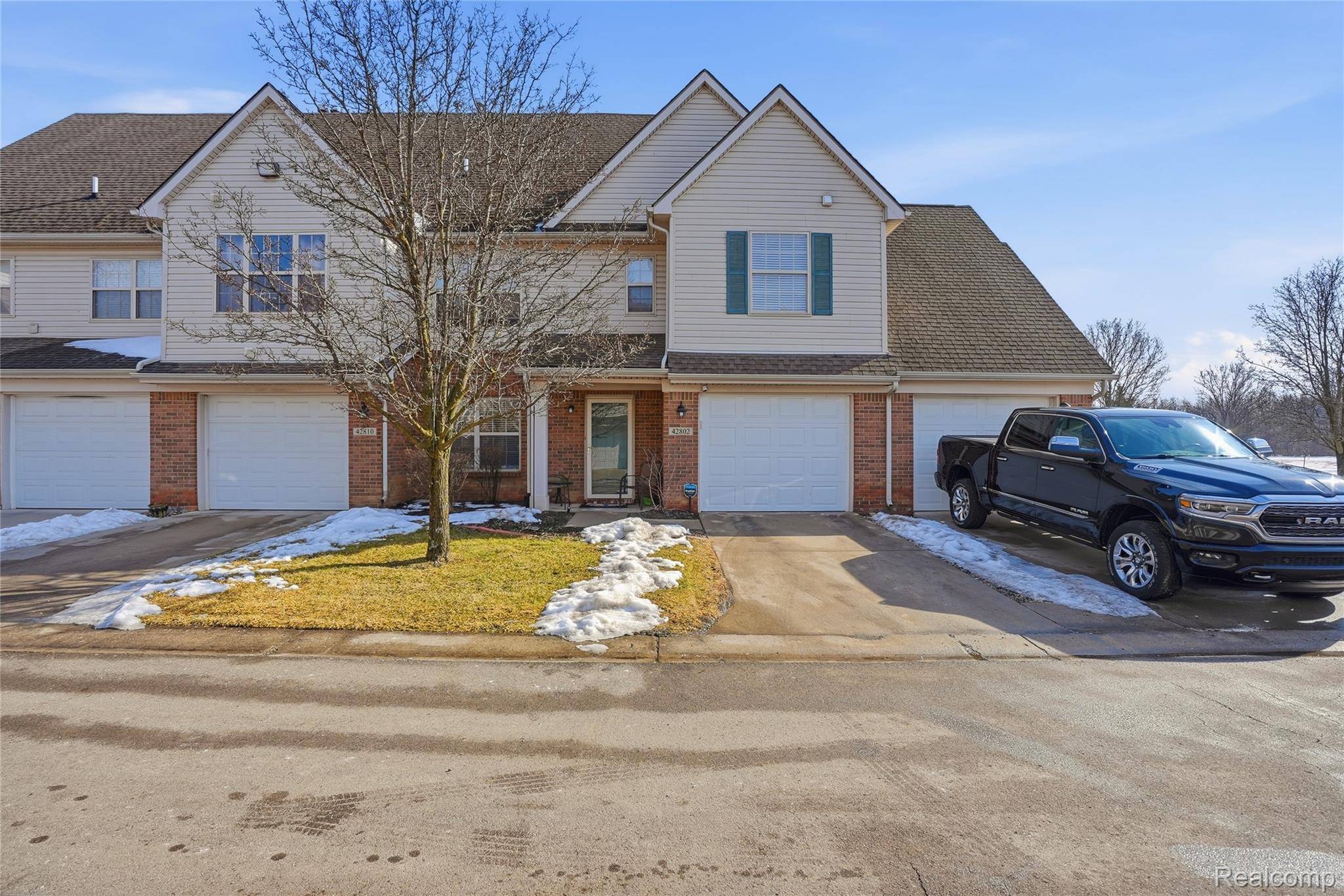 42802 Patty LN, Van Buren Charter Township, MI 48111