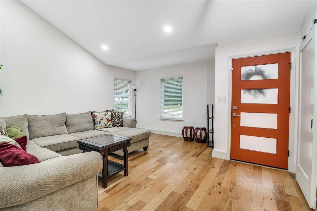 8722 Angora Street, Dallas, TX 75218