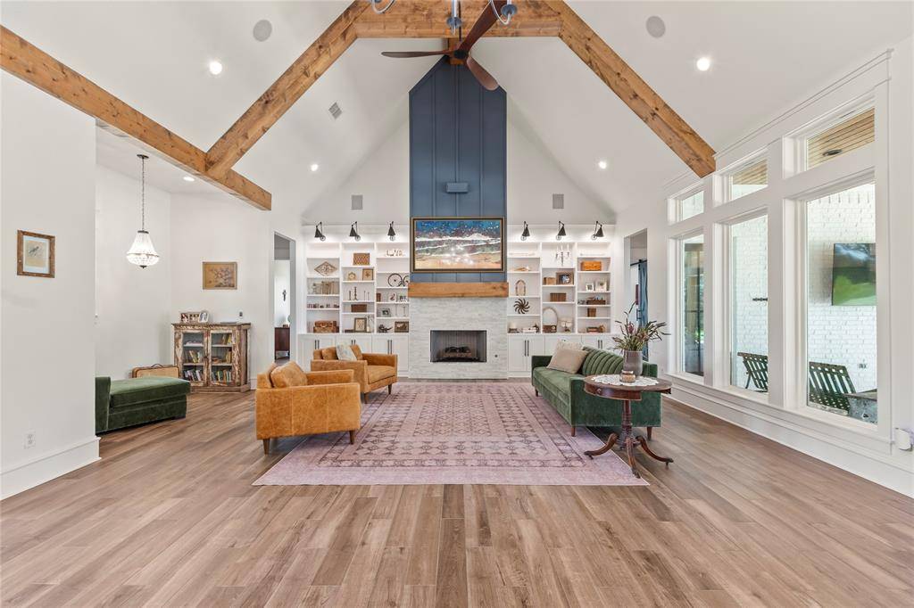 11039 FM 607 N E, Brownsboro, TX 75756