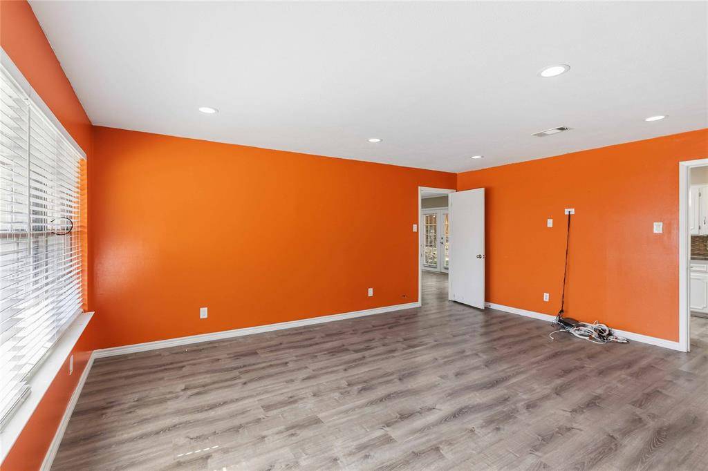 1422 Glenwick Lane, Irving, TX 75060