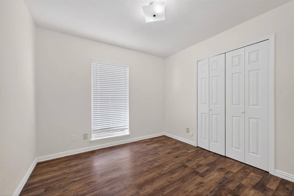 1918 Lamont Drive, Garland, TX 75040