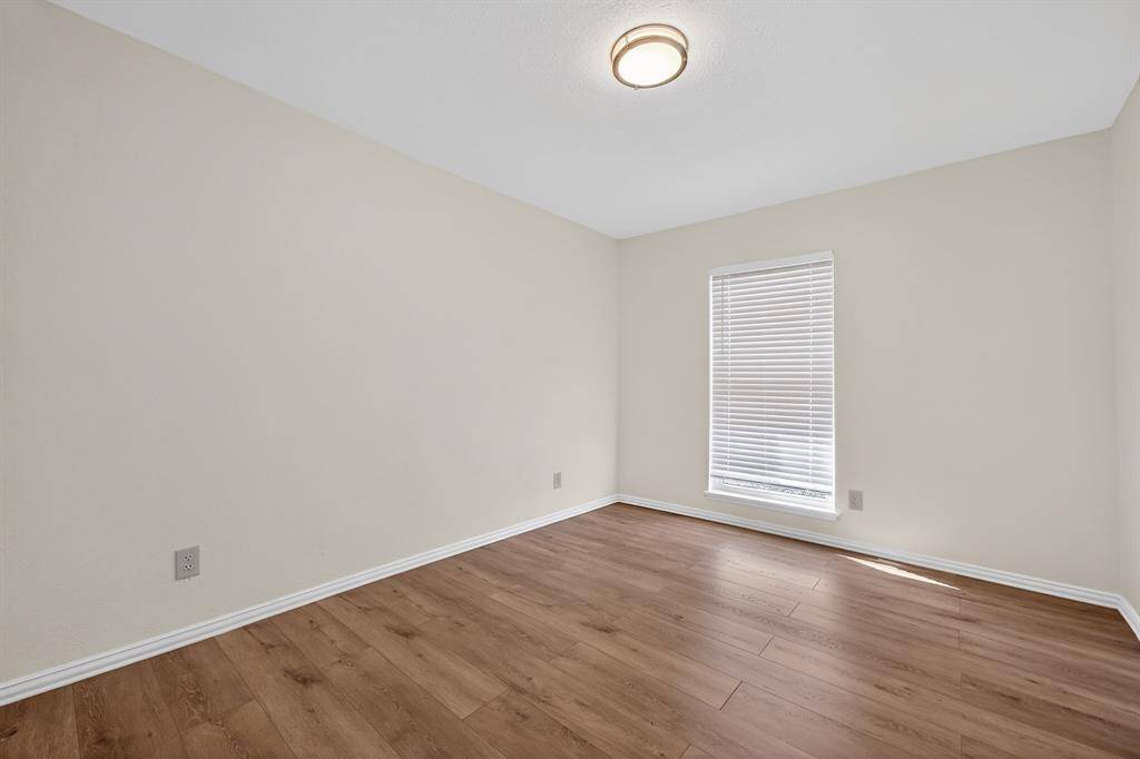 1918 Lamont Drive, Garland, TX 75040