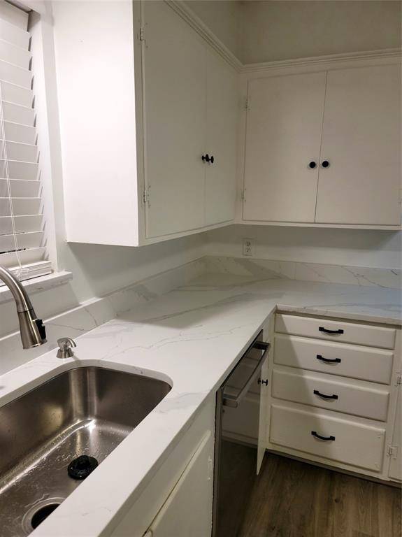 501 Royal Crest Drive, Richardson, TX 75081