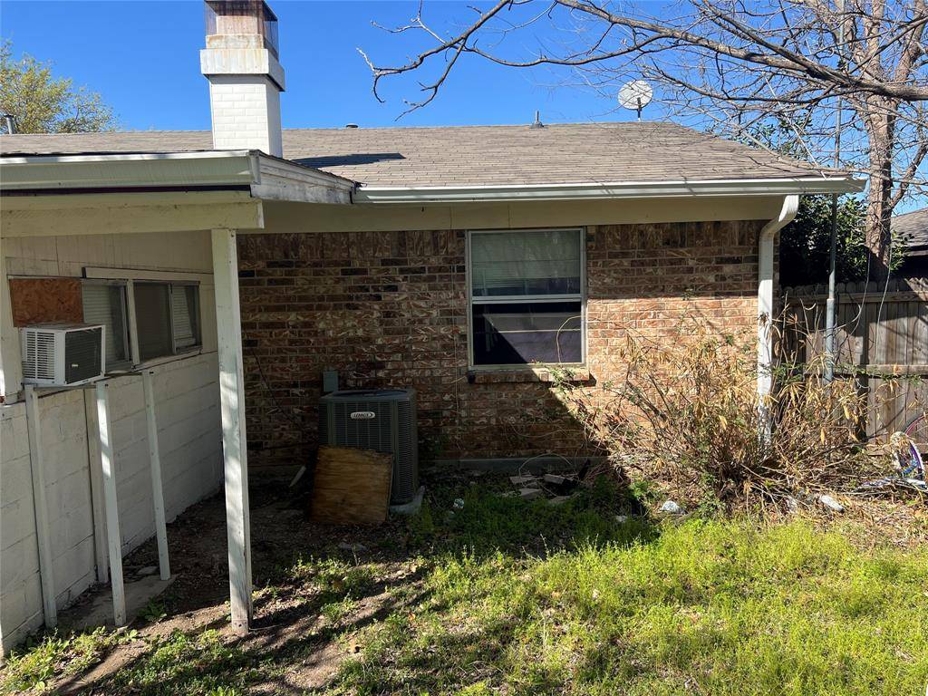 6036 Harrison Way, Watauga, TX 76148