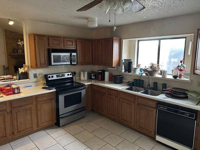 3405 Mill Ridge, Bedford, TX 76021