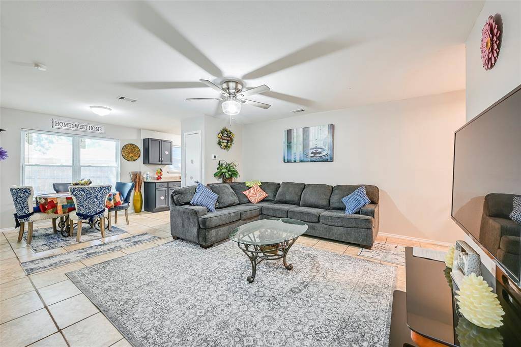 3900 Avalon Avenue, Irving, TX 75061