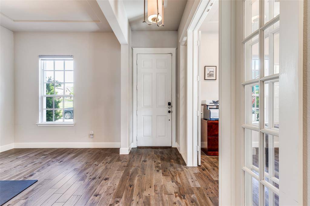 1036 Gardenia Street, Carrollton, TX 75007