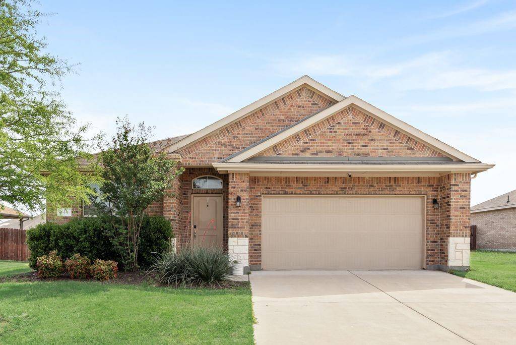 444 Windsail Lane, Azle, TX 76020