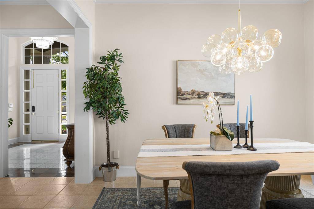 14725 Celestial Place, Addison, TX 75254