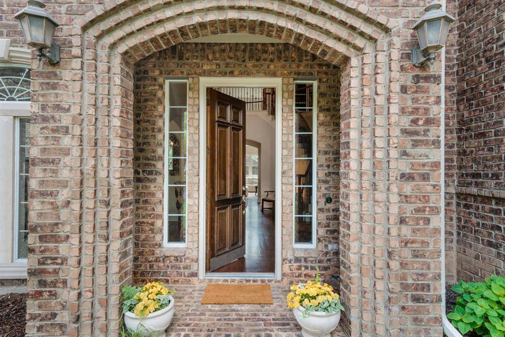 5930 Belmont Avenue, Dallas, TX 75206