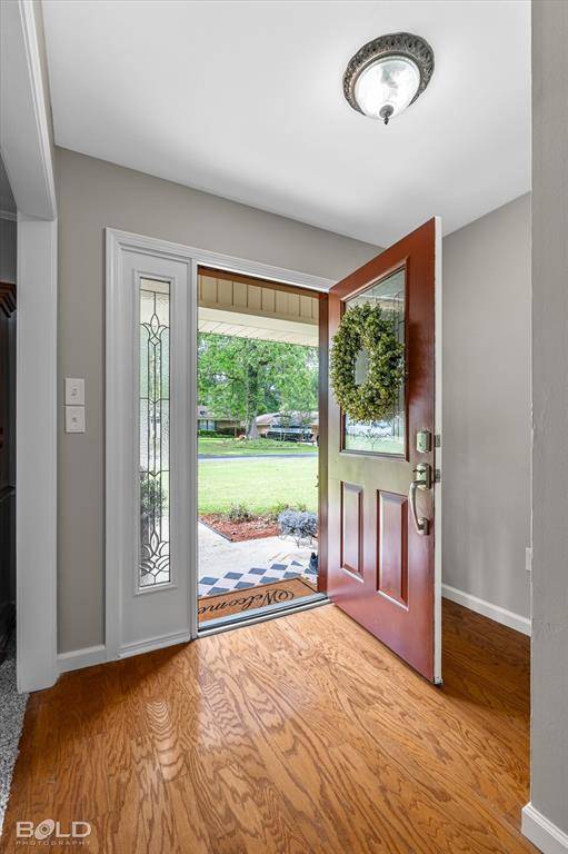 8707 Woodstock Drive, Haughton, LA 71037