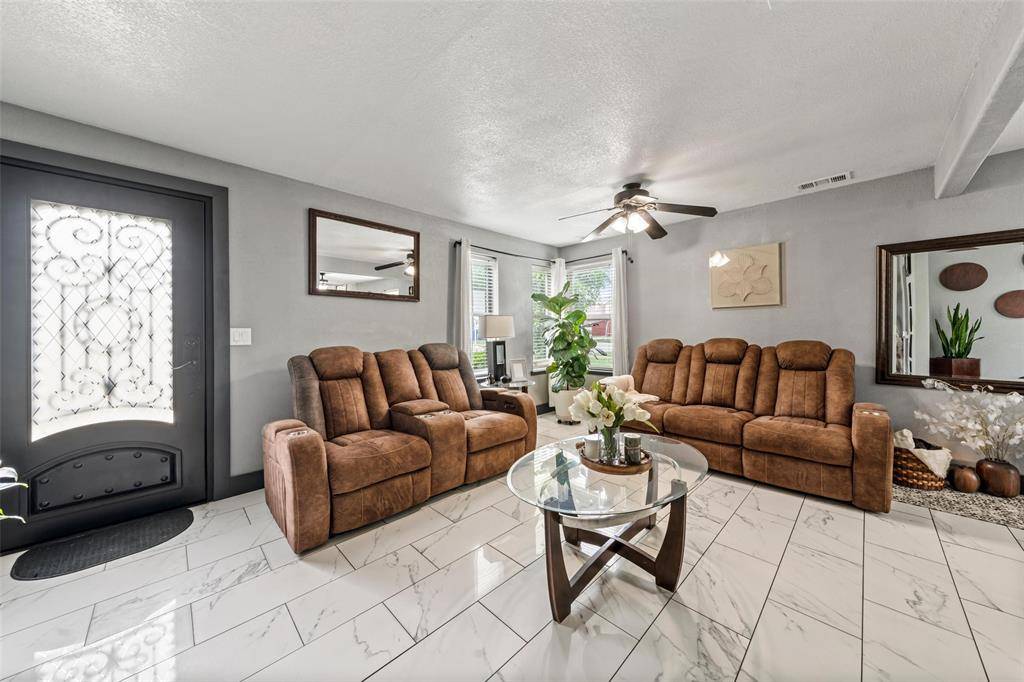 1205 N 17th Street, Waco, TX 76707