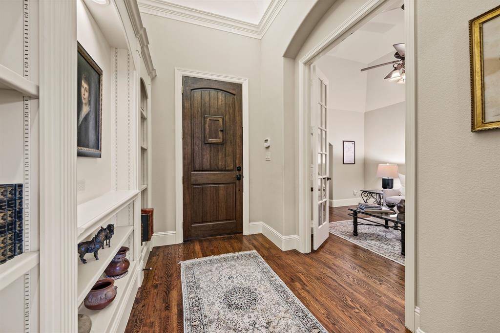 825 Creekview Lane, Colleyville, TX 76034