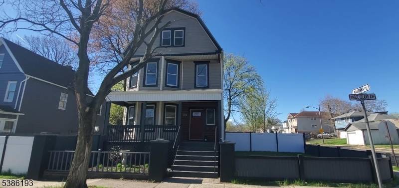 99 Rhode Island Ave, East Orange City, NJ 07018