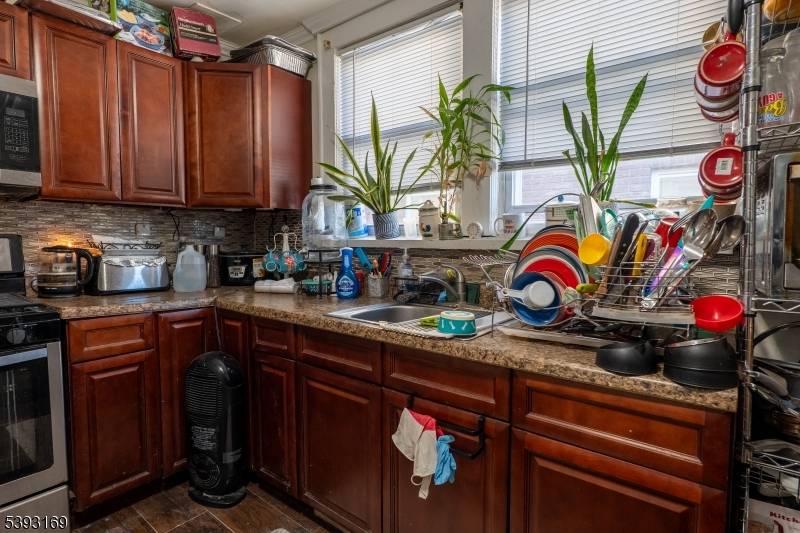 315 Winans Ave, Hillside Twp., NJ 07205